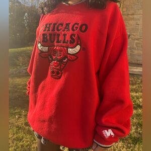 Vintage Chicago Bulls Starter Pullover Crewneck Embroidered LOGO